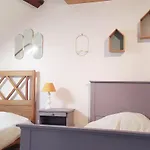 L'essentiel Est A La Grange Holiday home *