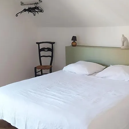 L'essentiel Est A La Grange *