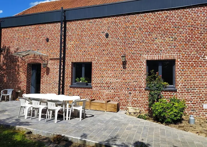L'essentiel Est A La Grange Holiday home *